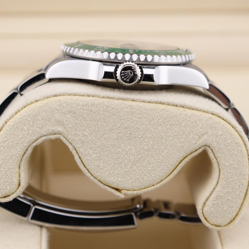 Submariner  Ro. Green 116610lv 40mm Steel